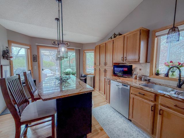 9681 82nd Street S, Cottage Grove, MN 55016