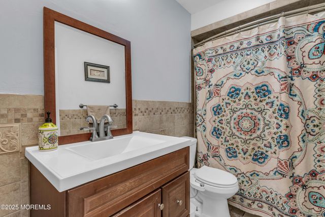 50 Victory Court, Old Bridge, NJ 08857