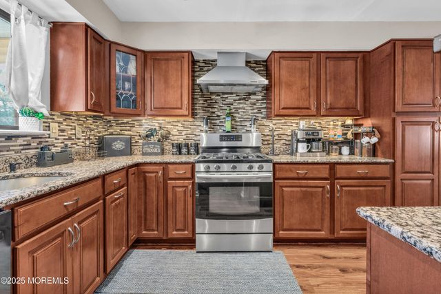 50 Victory Court, Old Bridge, NJ 08857