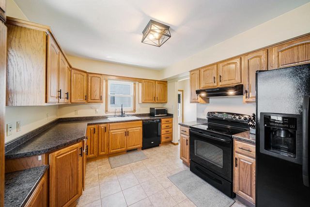 313 GERTRUDE AVENUE, Fond Du Lac, WI 54935