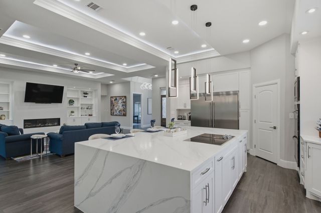 303 Quail Crest Drive, Bedford, TX 76021