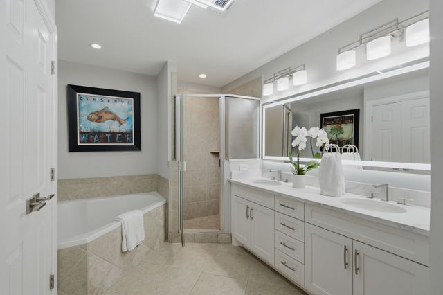 303 Quail Crest Drive, Bedford, TX 76021