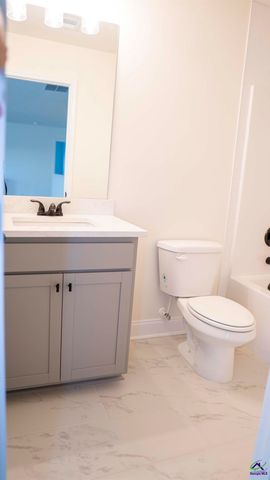 315 Garnet Drive, Bonaire, GA 31005