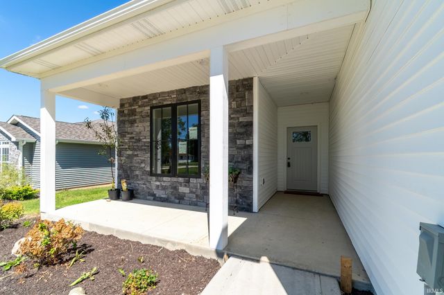 5412 Cook Road, Fort Wayne, IN 46818