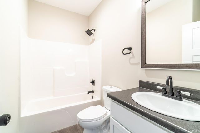 5412 Cook Road, Fort Wayne, IN 46818