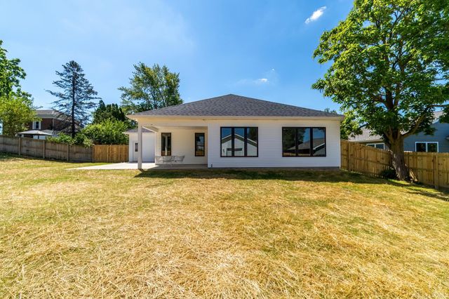 5412 Cook Road, Fort Wayne, IN 46818