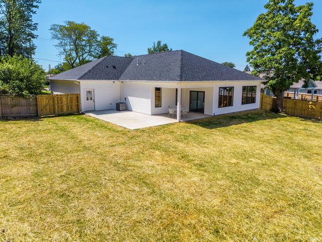 5412 Cook Road, Fort Wayne, IN 46818