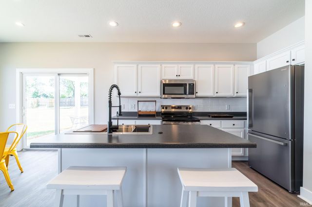 5412 Cook Road, Fort Wayne, IN 46818