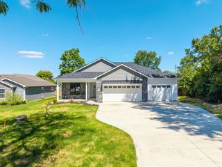 5412 Cook Road, Fort Wayne, IN 46818