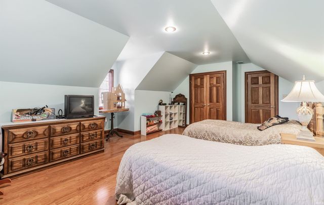 10348 Oglesby Drive, Evansville, IN 47720