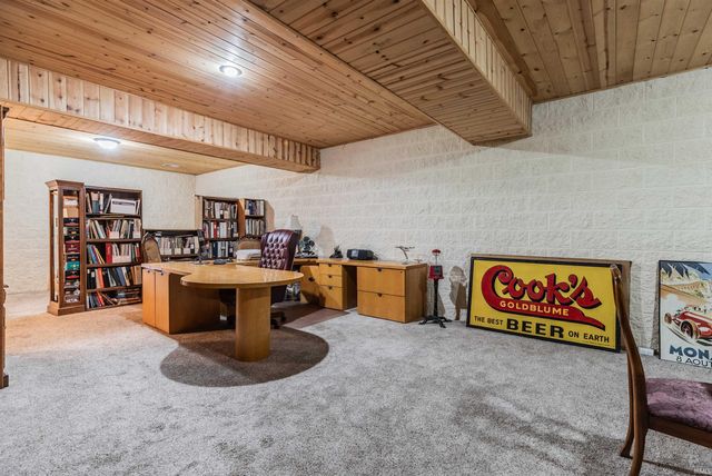 10348 Oglesby Drive, Evansville, IN 47720