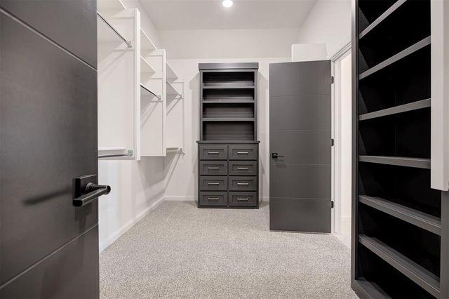 2208 W Sunset Drive, Mustang, OK 73064