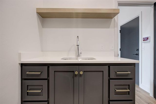 2208 W Sunset Drive, Mustang, OK 73064