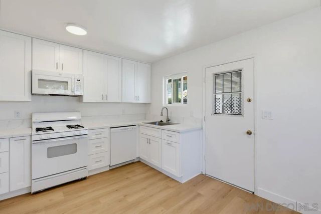 2805 Massachusetts Ave., Lemon Grove, CA 91945