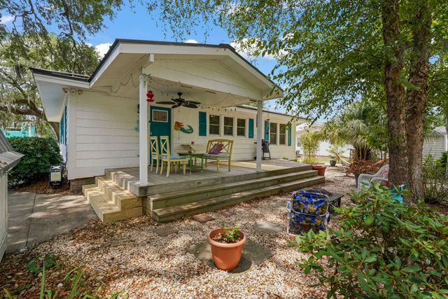 908 Wood St., North Myrtle Beach, SC 29582