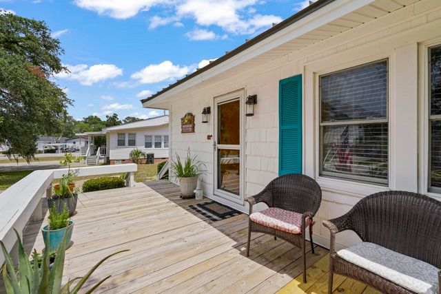 908 Wood St., North Myrtle Beach, SC 29582