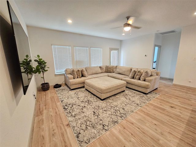1507 Maple Ridge Drive, Missouri City, TX 77459