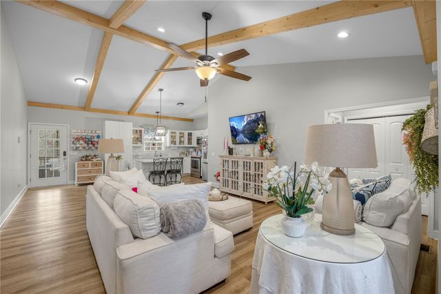 28 Vanessa Rae Lane, Pendleton, SC 29670