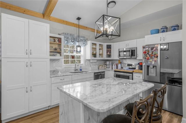 28 Vanessa Rae Lane, Pendleton, SC 29670