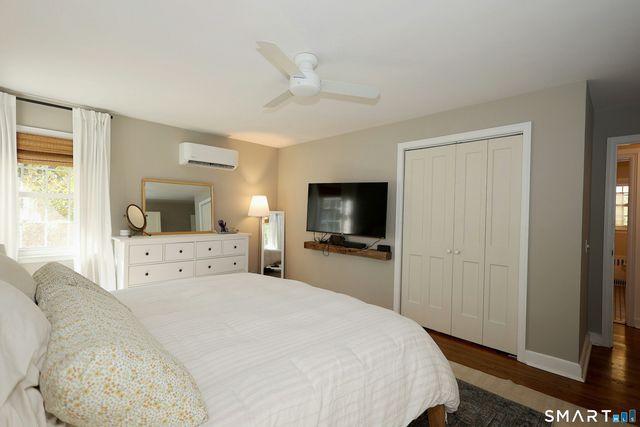 18 Head Of Meadow Road, Newtown, CT 06470