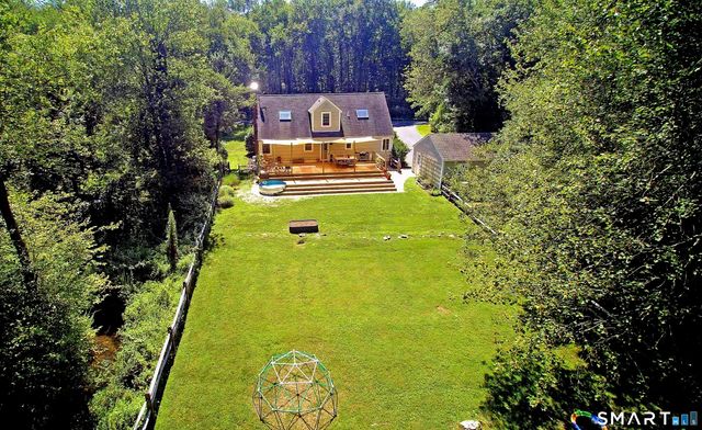 18 Head Of Meadow Road, Newtown, CT 06470