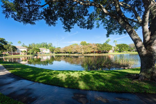 4149 N Haverhill Road 1617, West Palm Beach, FL 33417