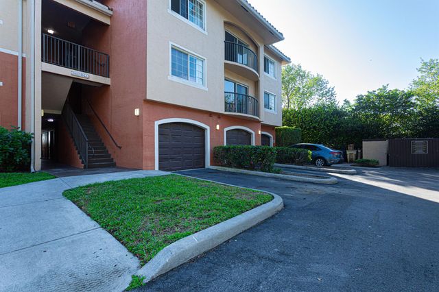 4149 N Haverhill Road 1617, West Palm Beach, FL 33417