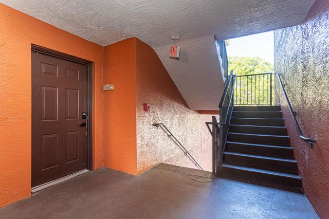 4149 N Haverhill Road 1617, West Palm Beach, FL 33417