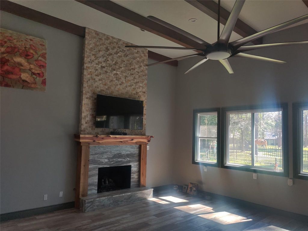 644 Durham Drive, Conroe, TX 77302