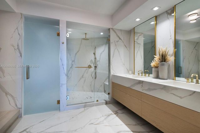300 S Pointe Drive 4206, Miami Beach, FL 33139