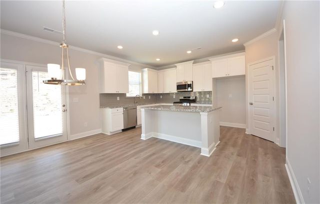 232 Hellen Valley Drive, Braselton, GA 30517