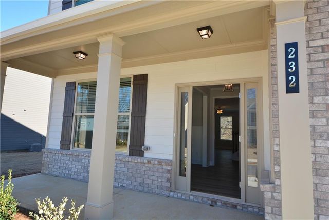 232 Hellen Valley Drive, Braselton, GA 30517