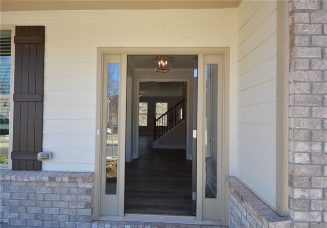 232 Hellen Valley Drive, Braselton, GA 30517