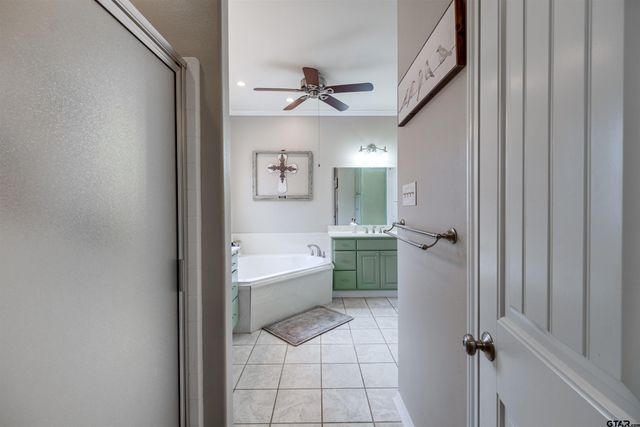 4263 FM 1990, Palestine, TX 75801