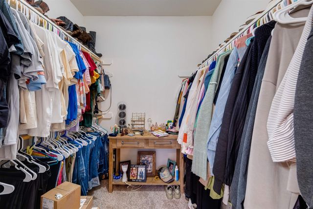 4263 FM 1990, Palestine, TX 75801