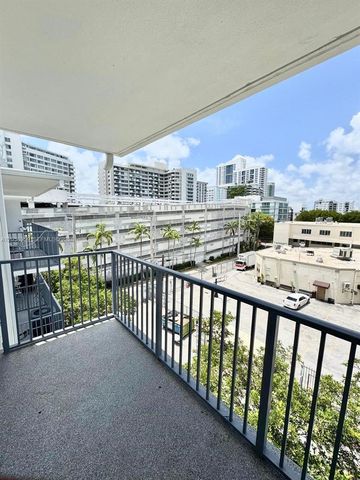 1100 Alton Road 5D, Miami Beach, FL 33139