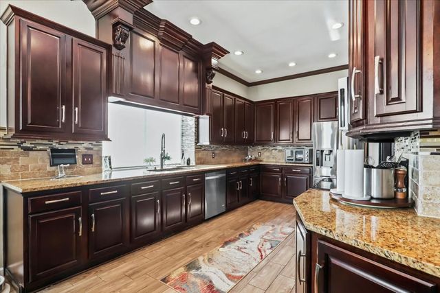 2814 Saint Maria Drive, Mansfield, TX 76063