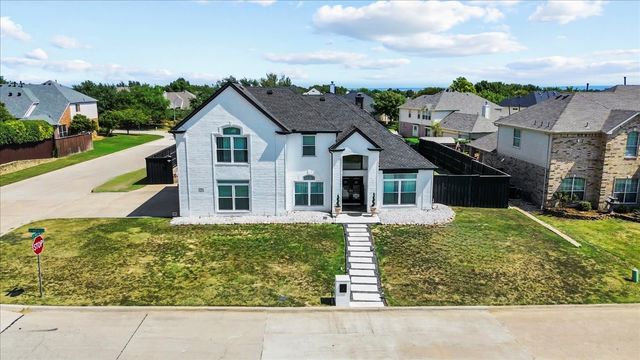 2814 Saint Maria Drive, Mansfield, TX 76063