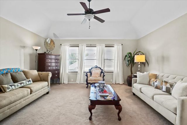 2814 Saint Maria Drive, Mansfield, TX 76063