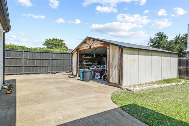 2814 Saint Maria Drive, Mansfield, TX 76063