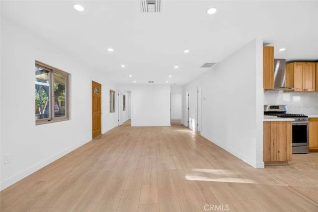 6944 Beckett Street, Tujunga, CA 91042