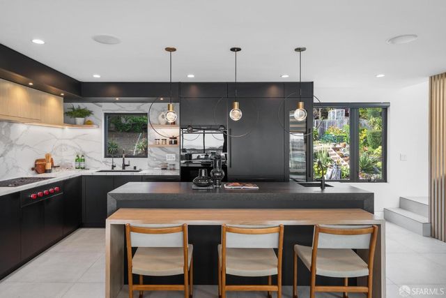 222 Molimo Drive, San Francisco, CA 94127