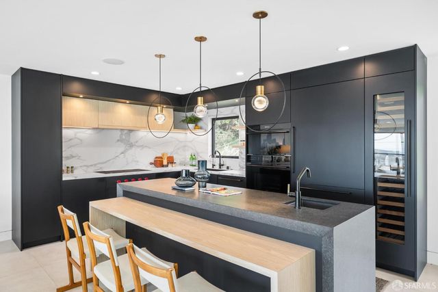 222 Molimo Drive, San Francisco, CA 94127