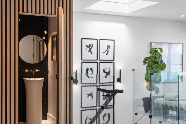 222 Molimo Drive, San Francisco, CA 94127