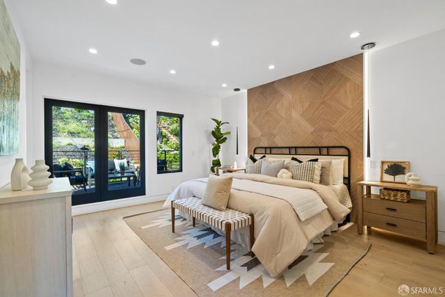 222 Molimo Drive, San Francisco, CA 94127