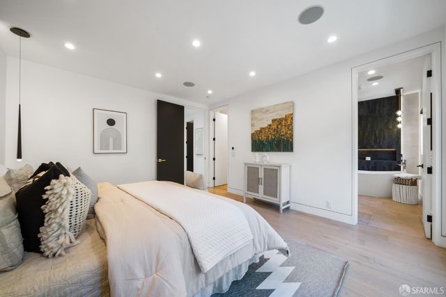 222 Molimo Drive, San Francisco, CA 94127