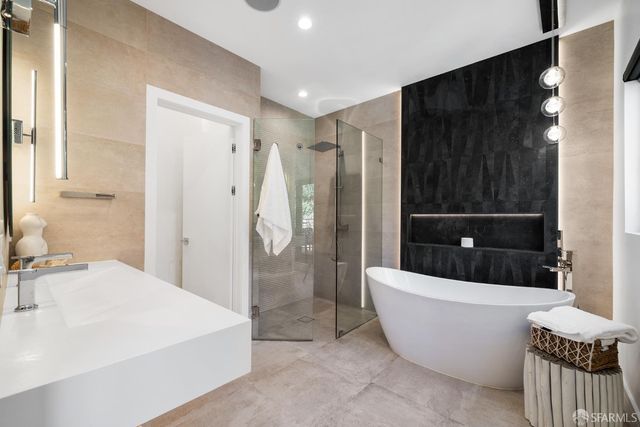 222 Molimo Drive, San Francisco, CA 94127