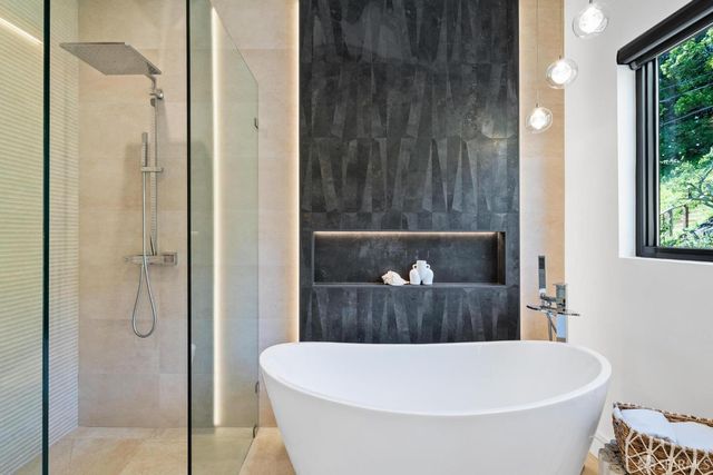 222 Molimo Drive, San Francisco, CA 94127