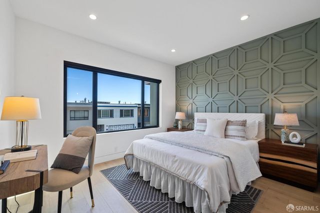 222 Molimo Drive, San Francisco, CA 94127