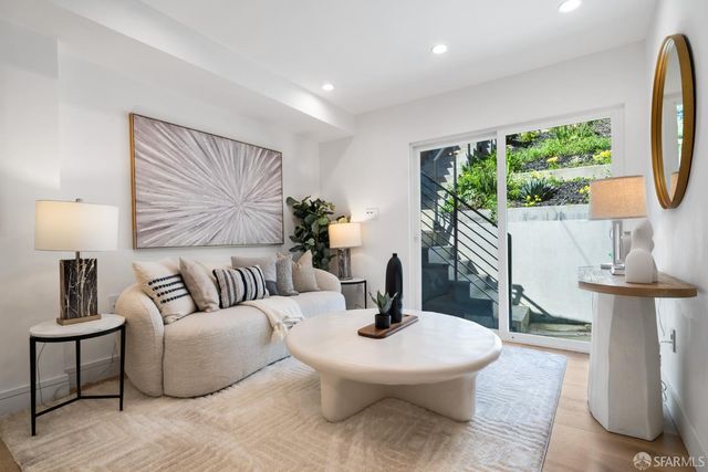 222 Molimo Drive, San Francisco, CA 94127